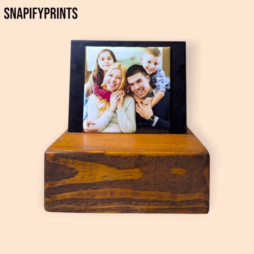 Frame for 1 Square Photo Magnet - Image 2