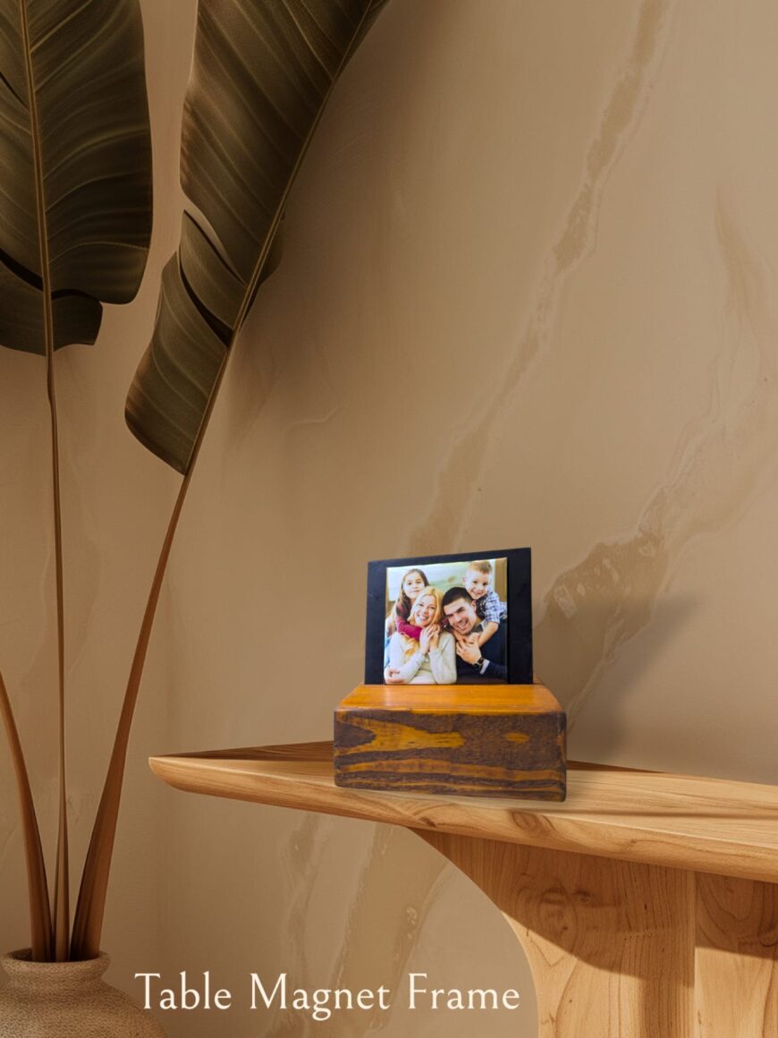 Frame for 1 Square Photo Magnet